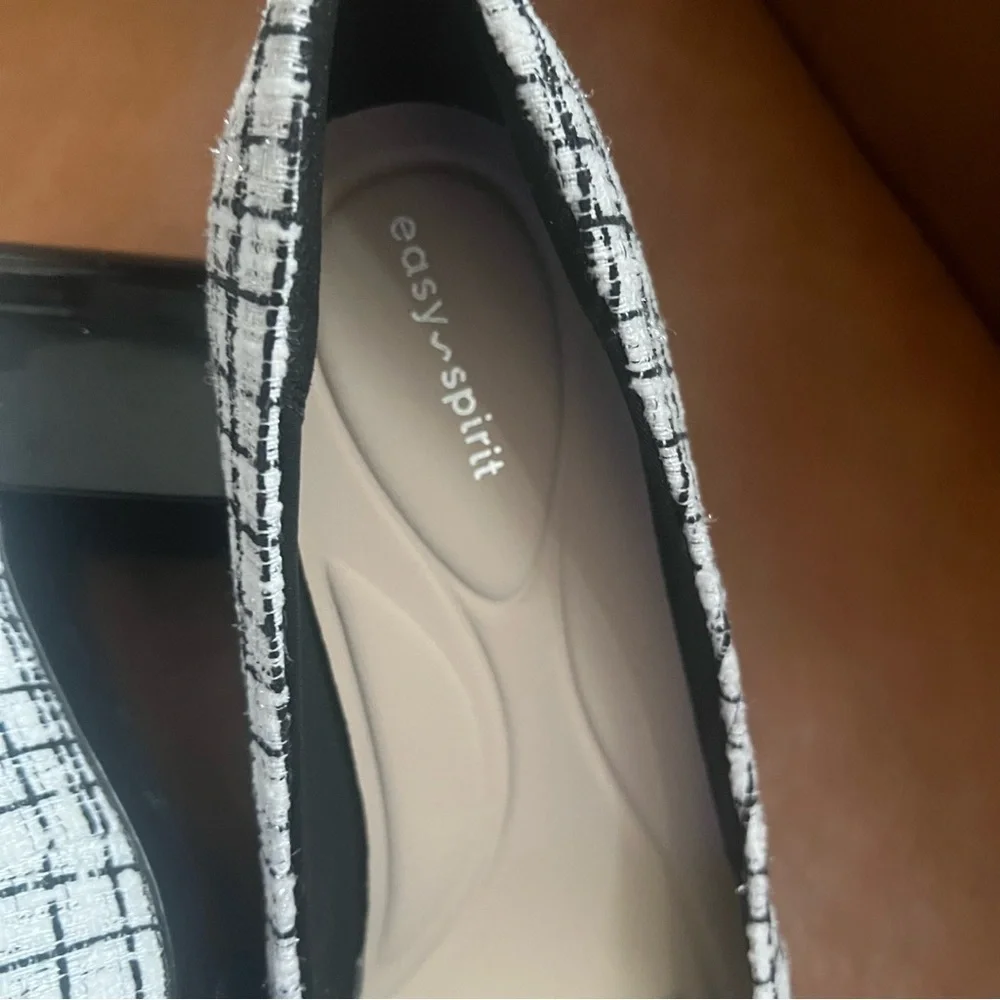 Easy Spirit Cheryl Dress Pumps Black Ivory Neutral Leather Office Formal Sz 10M - Picture 8 of 15